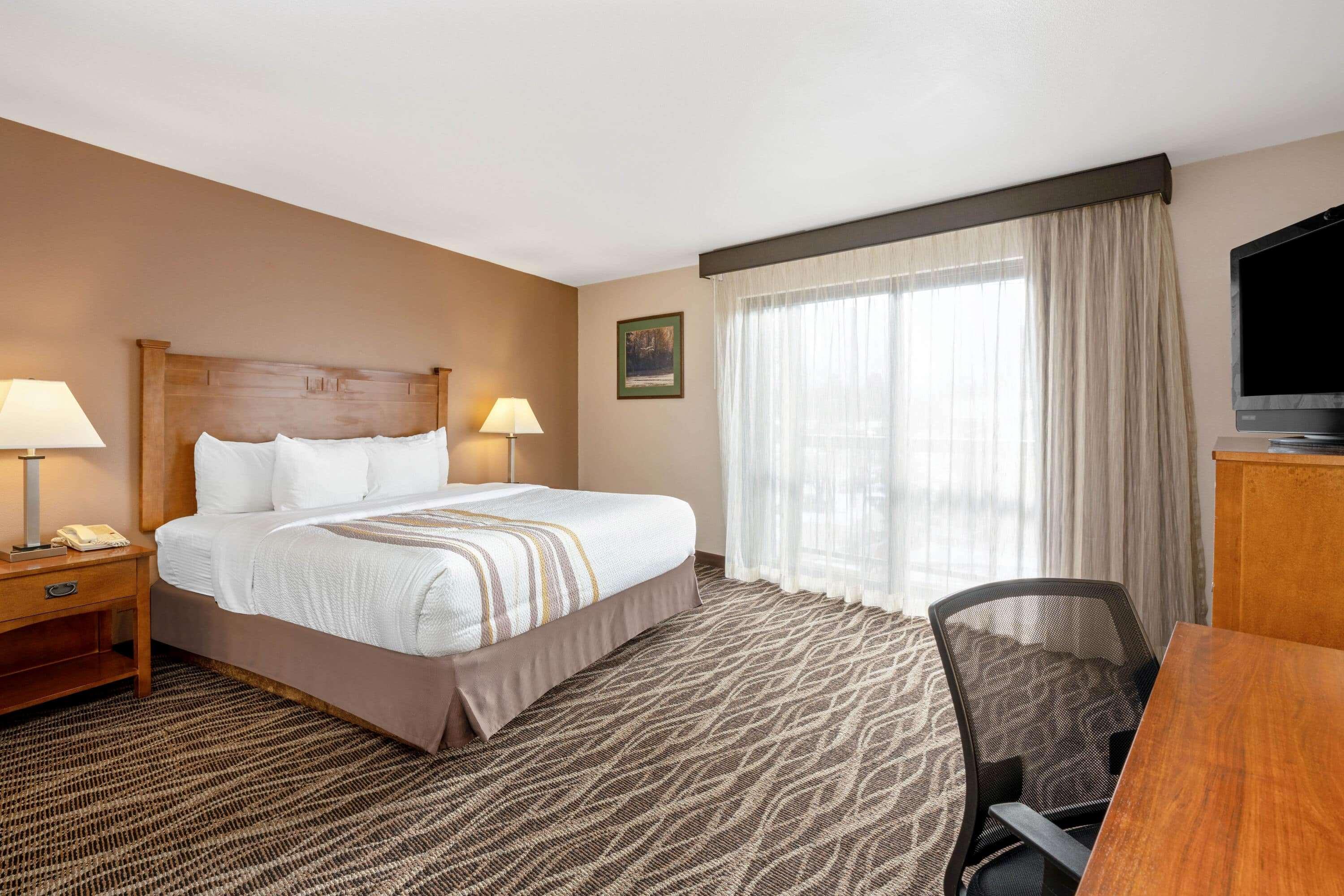 Cedar Street Hotel & Suites Sandpoint Exterior photo